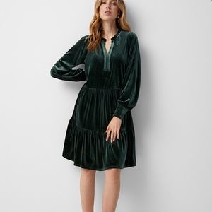 Viggase Tired Velvet Dress